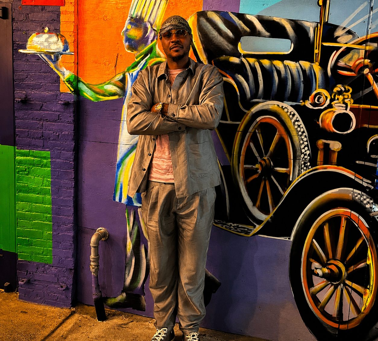 Former NBA star Carmelo Anthony visiting Brick Bistro