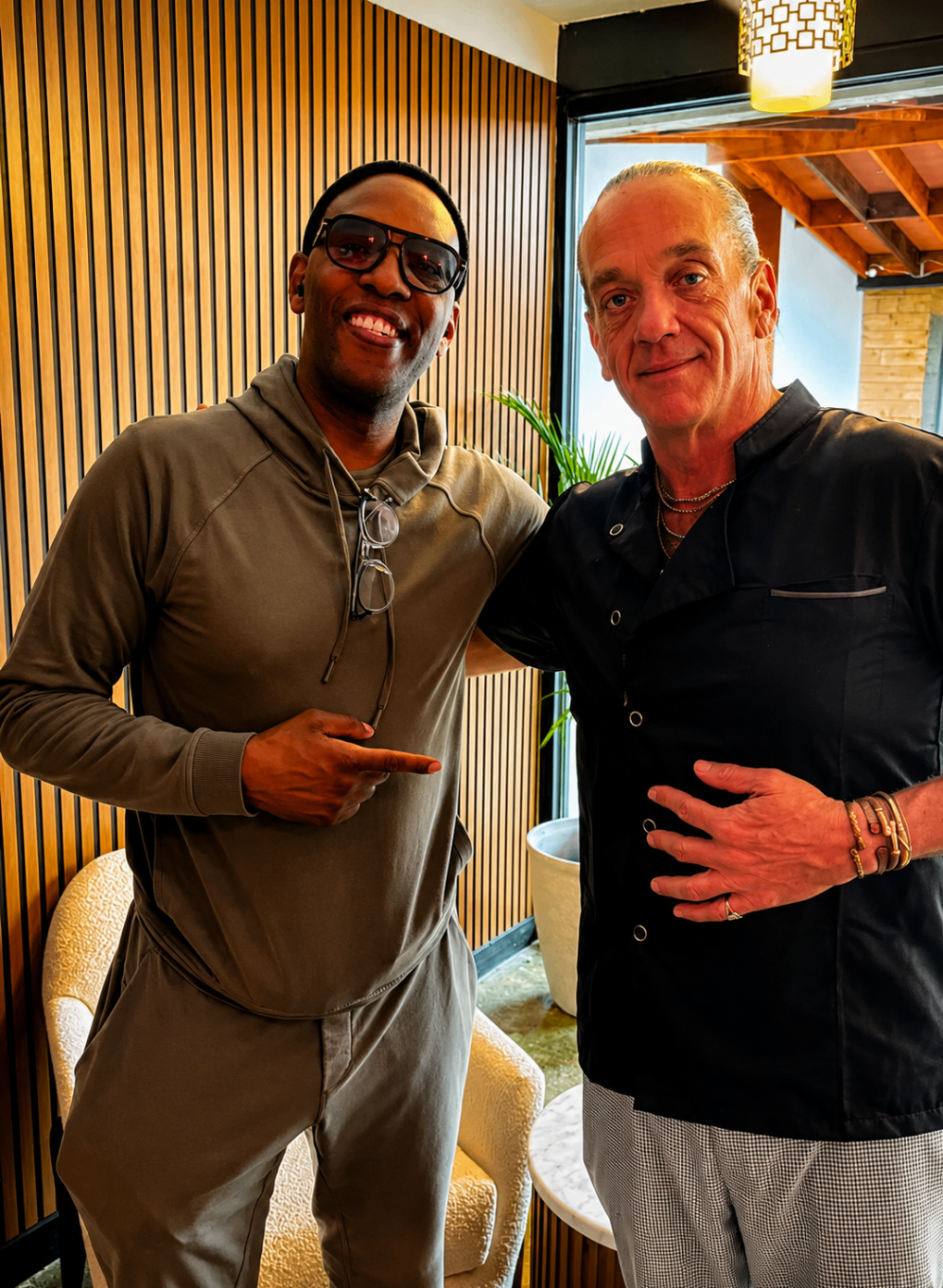 Former NBA champion and coach Sam Cassell visiting Brick Bistro